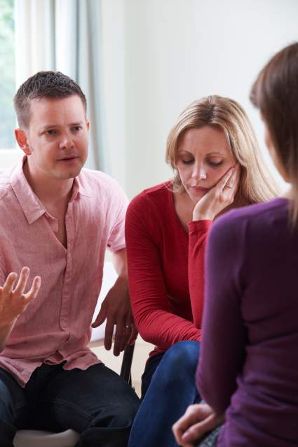 couple going through collaborative divorce